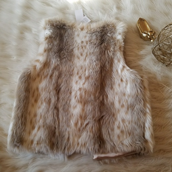 💫Faux Fur Super Soft Vest💫 - Picture 3 of 3